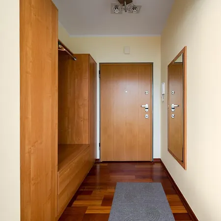 Arkadia Urban By Bookinghost *